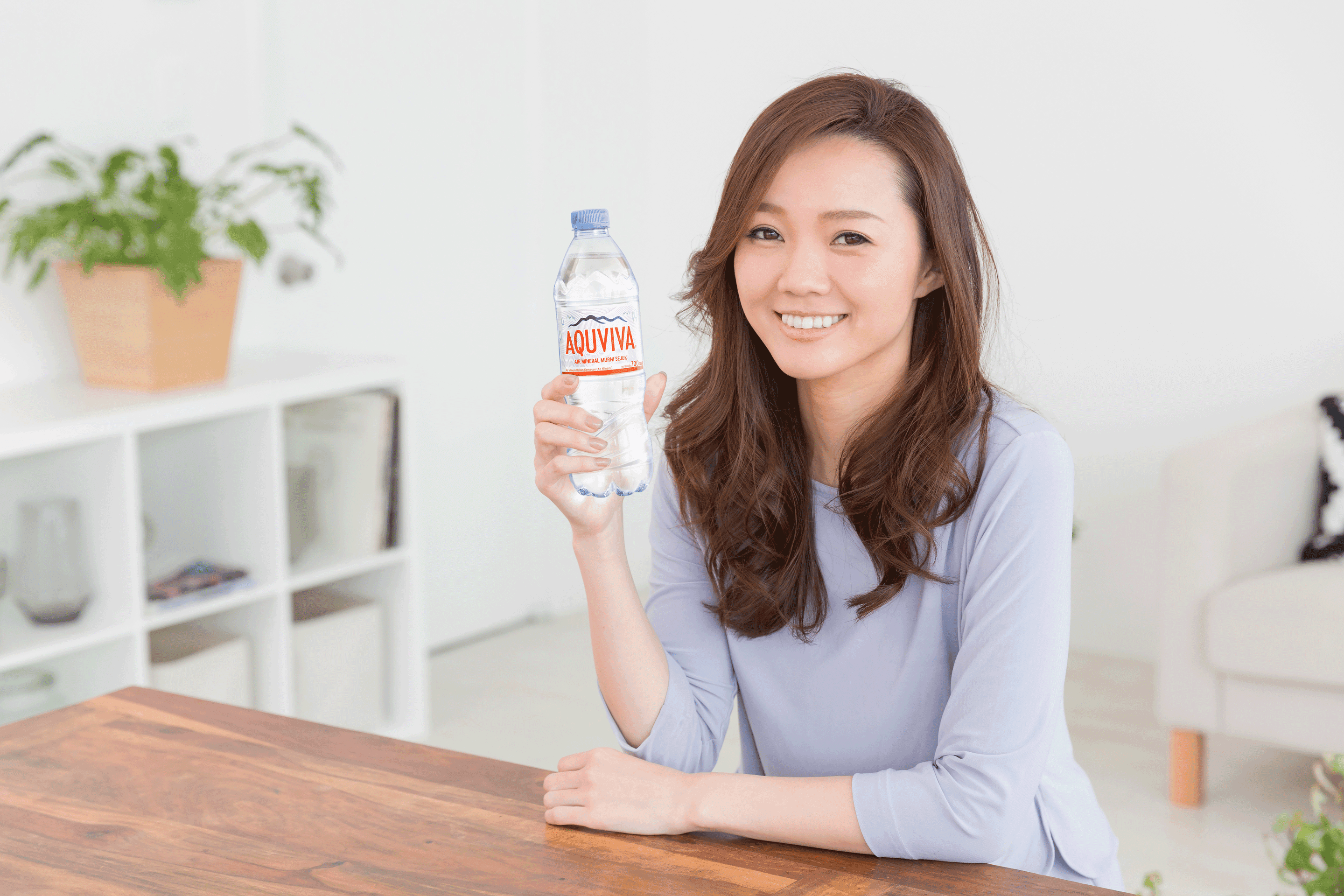 Pentingnya Memiliki Kebiasaan Minum Air Putih